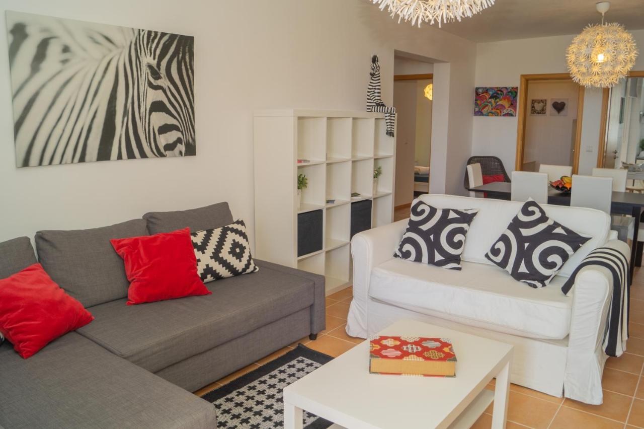 Blue House Apartment *